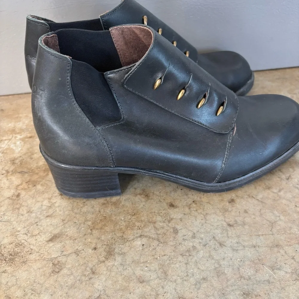 Naot Black Leather Booties With‎ Brass Detail Size 38/7.5